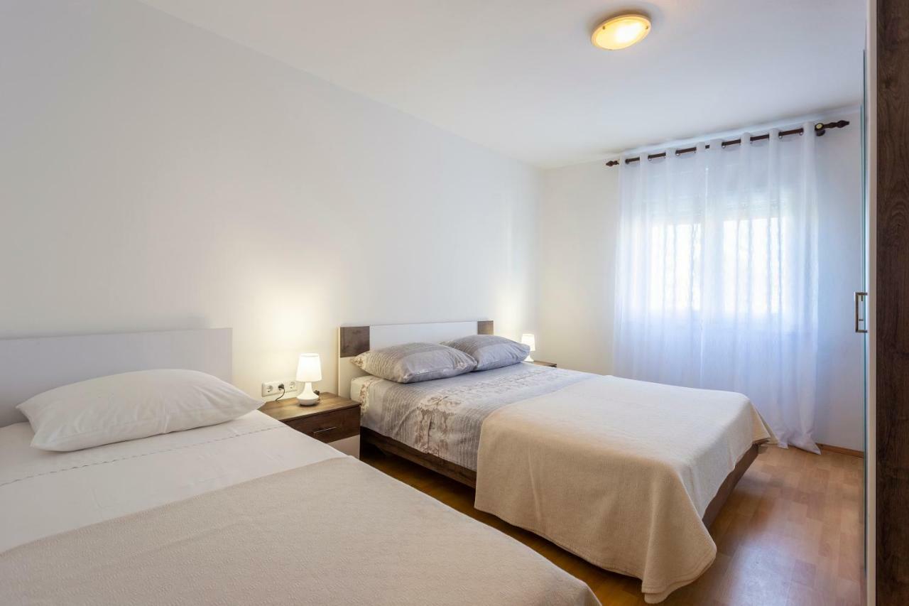 Apartment Anna With Free Private Parking Πούλα Εξωτερικό φωτογραφία